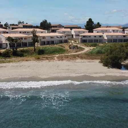 Marina Di Bravone - 6 Personnes * Linguizzetta